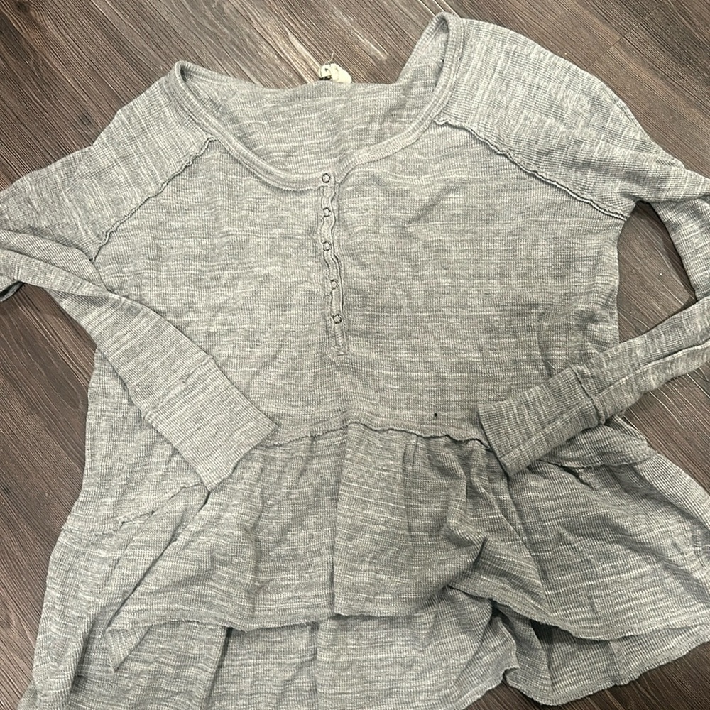 Free People Gray Flowy Tunic Size Medium